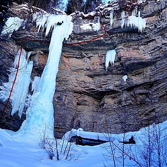 Lucie Hrozová, Mustang M14-